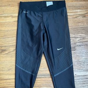 Nike power speed running tights. Size XS. Running leggings.